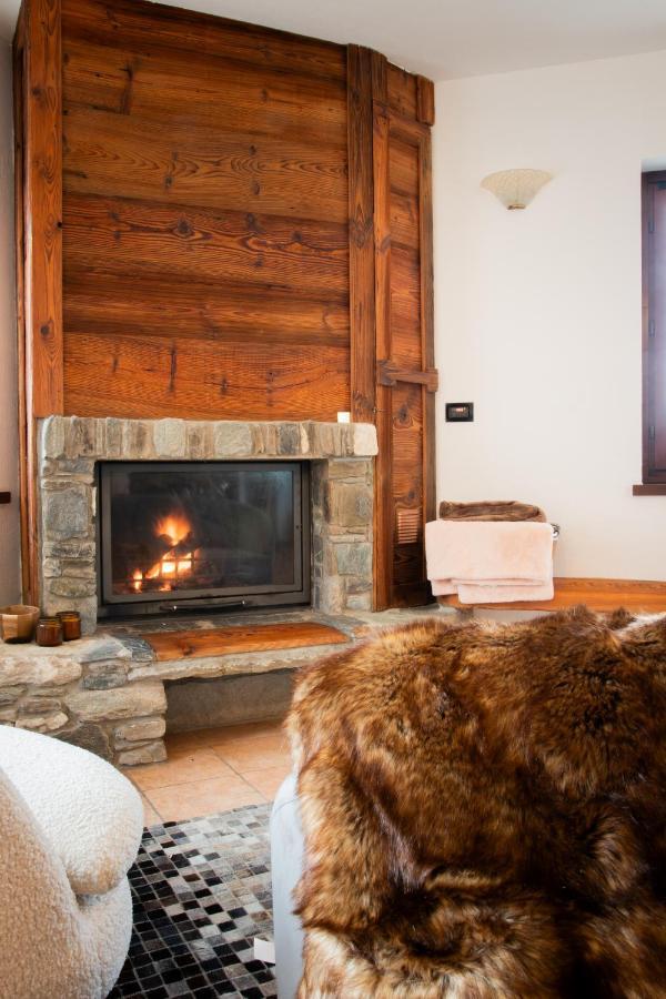 Green Mountain Lodge Oulx エクステリア 写真
