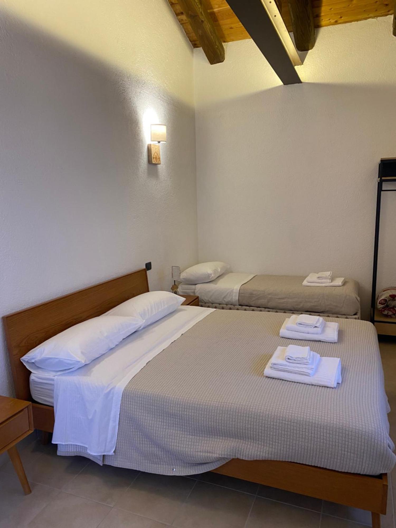 Green Mountain Lodge Oulx エクステリア 写真